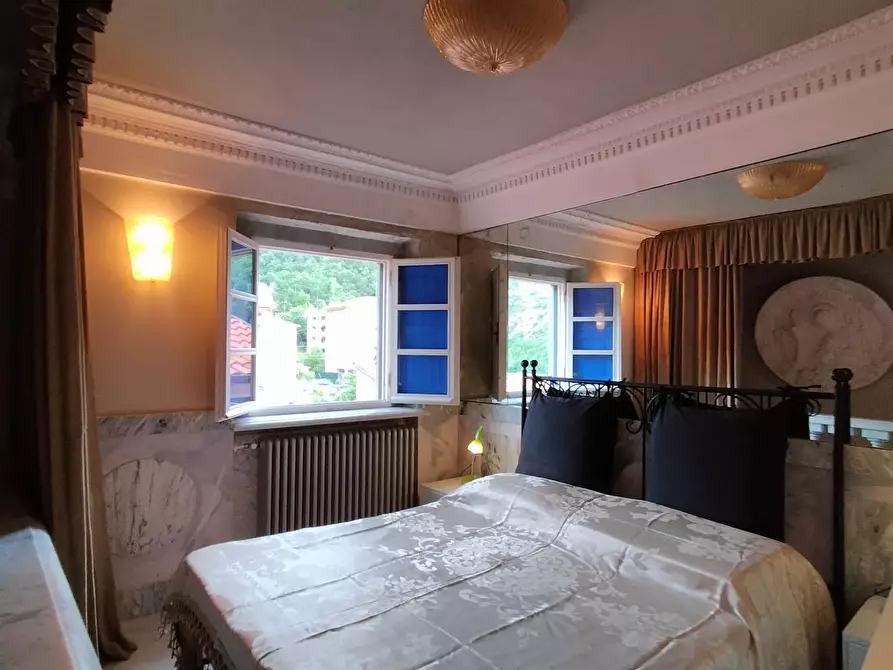 Immagine 22 di Porzione di casa in vendita  a Carrara