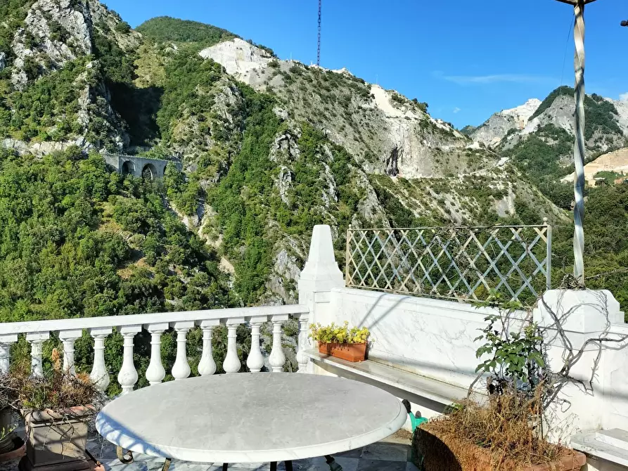 Immagine 28 di Porzione di casa in vendita  a Carrara