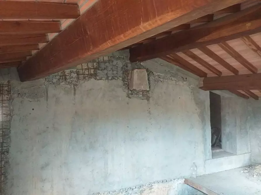 Immagine 3 di Casa indipendente in vendita  a Calci