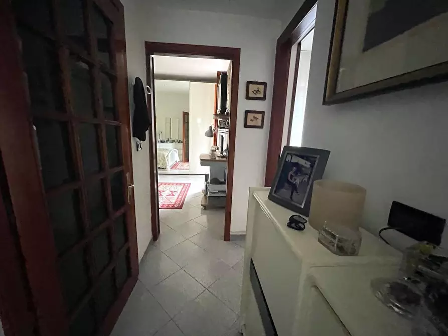 Immagine 18 di Casa indipendente in vendita  a La Spezia