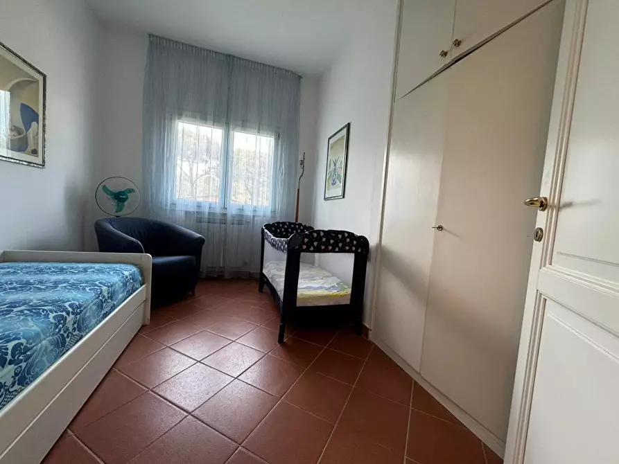 Immagine 4 di Casa indipendente in vendita  a Massa