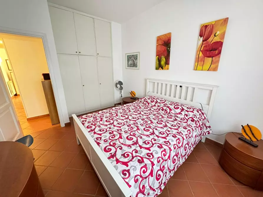 Immagine 12 di Casa indipendente in vendita  a Massa