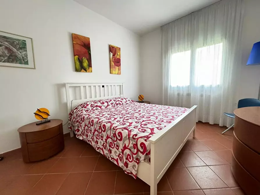 Immagine 9 di Casa indipendente in vendita  a Massa