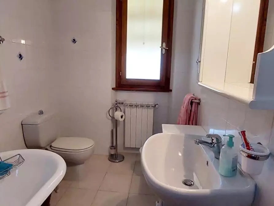 Immagine 24 di Casa quadrifamiliare in vendita  a Viareggio