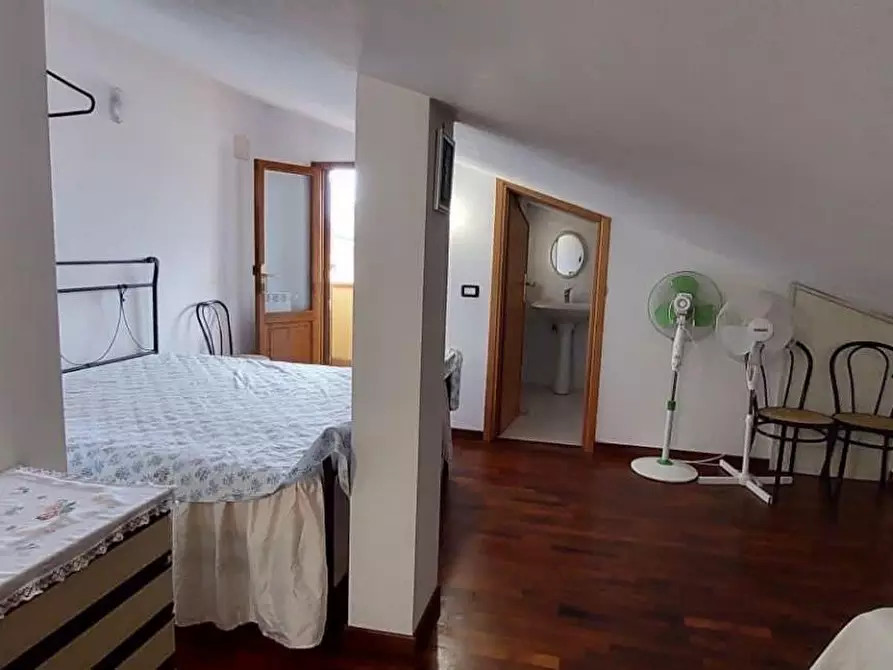 Immagine 5 di Casa quadrifamiliare in vendita  a Viareggio