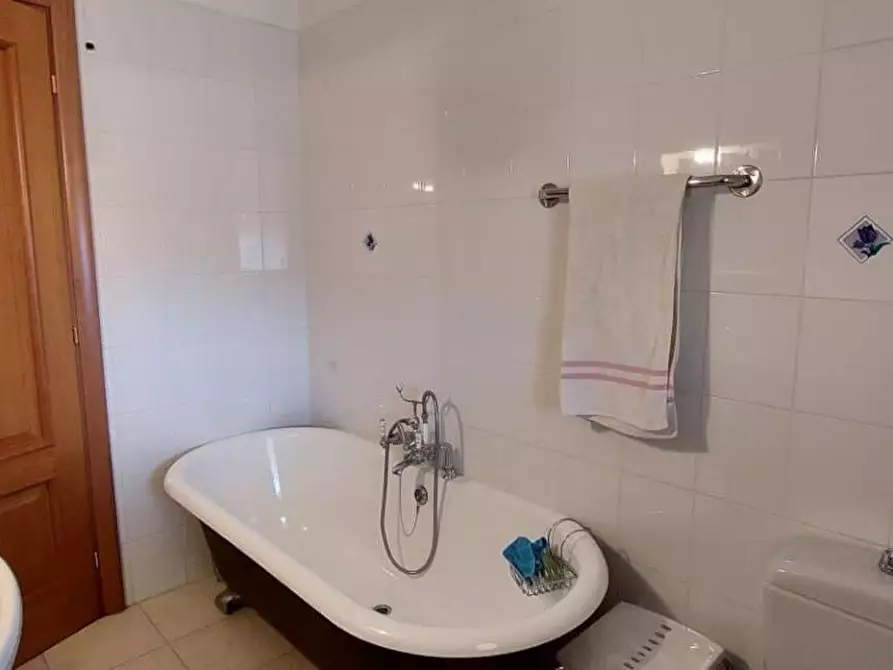 Immagine 25 di Casa quadrifamiliare in vendita  a Viareggio