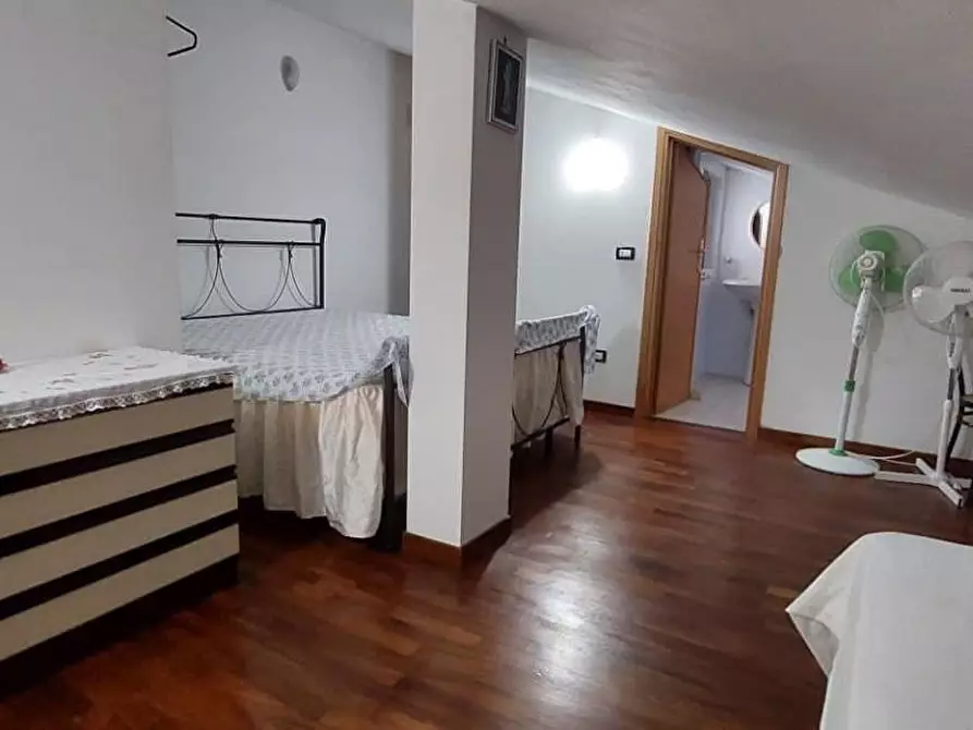 Immagine 11 di Casa quadrifamiliare in vendita  a Viareggio