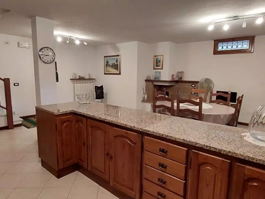 Immagine 15 di Casa quadrifamiliare in vendita  a Viareggio