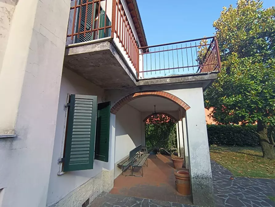 Immagine 2 di Casa indipendente in vendita  a Borgo A Mozzano