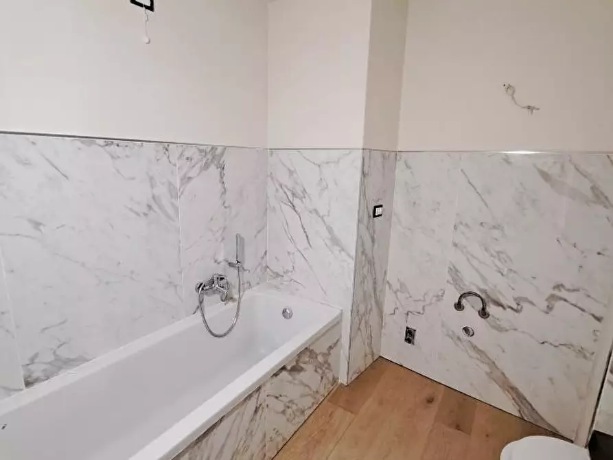 Immagine 14 di Appartamento in vendita  a Pisa