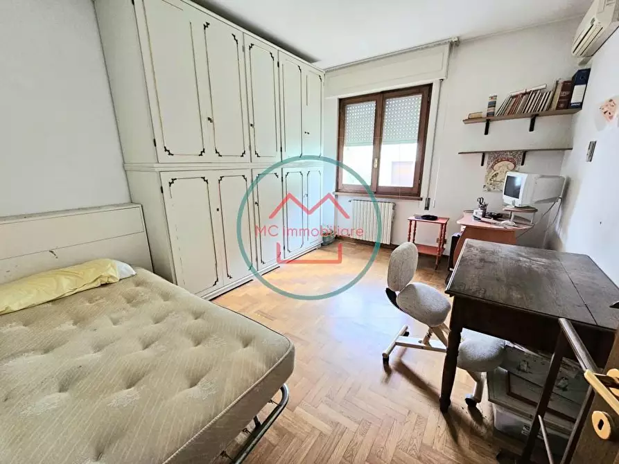 Immagine 12 di Casa bifamiliare in vendita  a Massa E Cozzile