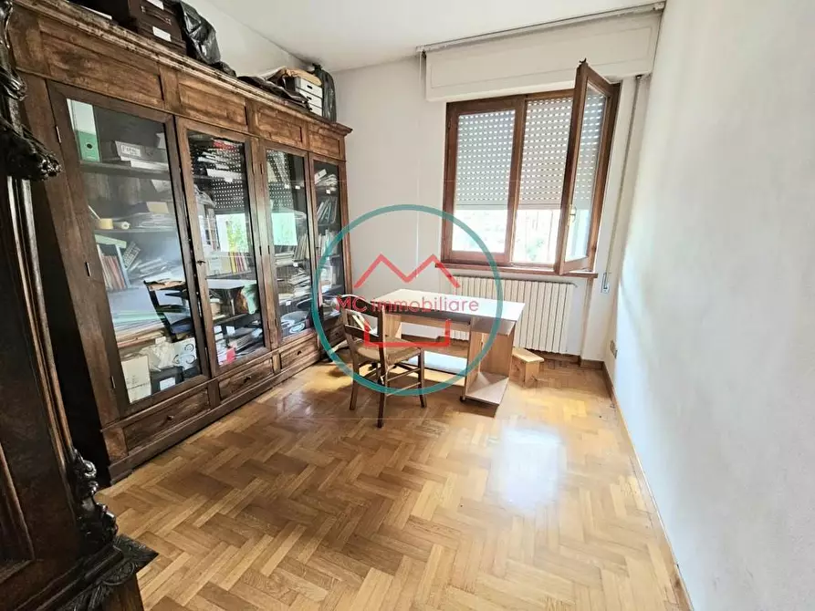 Immagine 10 di Casa bifamiliare in vendita  a Massa E Cozzile