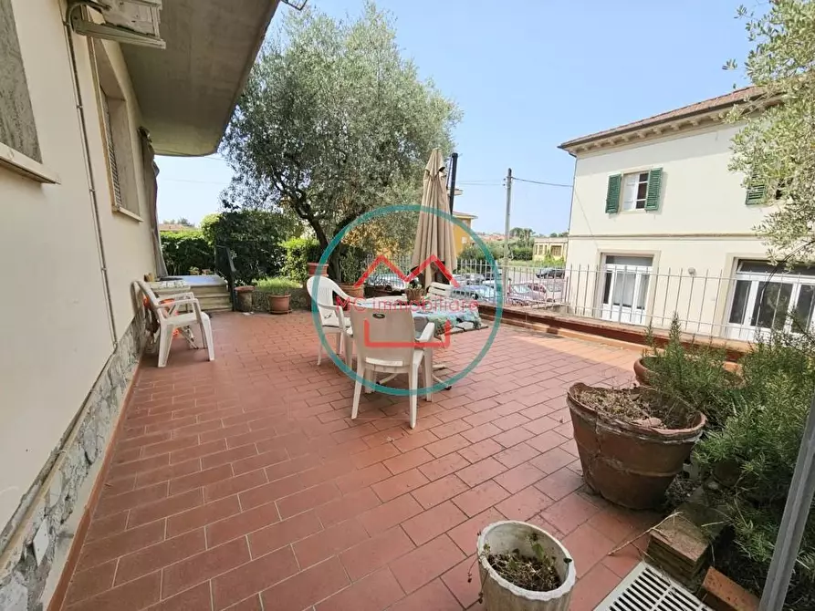 Immagine 29 di Casa bifamiliare in vendita  a Massa E Cozzile