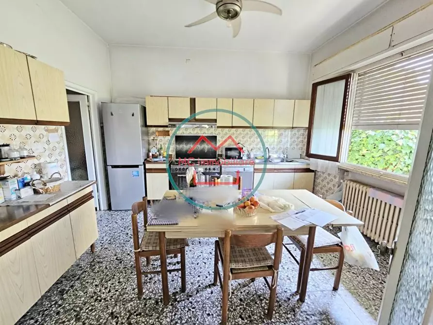 Immagine 19 di Casa bifamiliare in vendita  a Massa E Cozzile