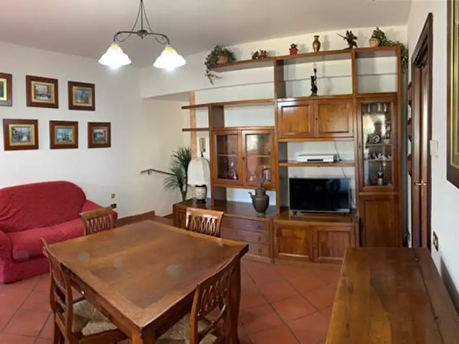 Immagine 4 di Appartamento in vendita  a Fucecchio