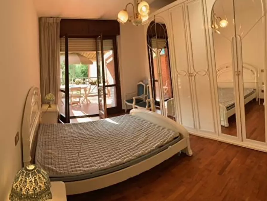 Immagine 16 di Appartamento in vendita  a Fucecchio