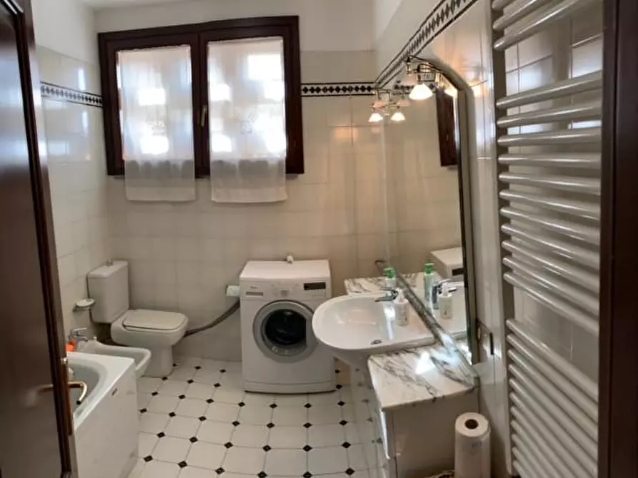 Immagine 10 di Appartamento in vendita  a Fucecchio