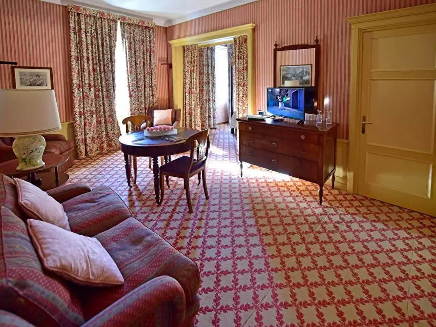 Immagine 6 di Albergo/B&B/Residence in vendita  a Lucca