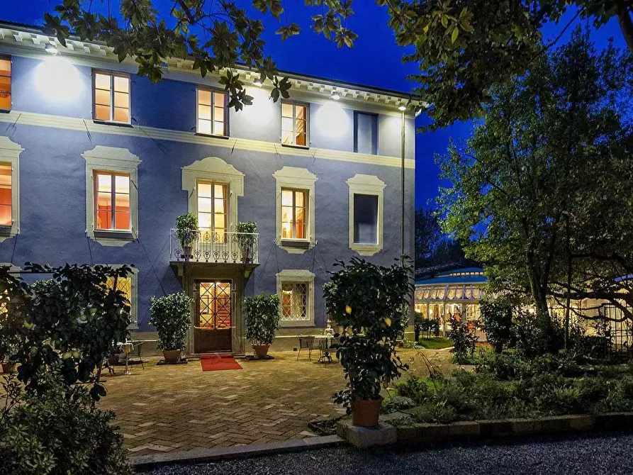 Immagine 34 di Albergo/B&B/Residence in vendita  a Lucca