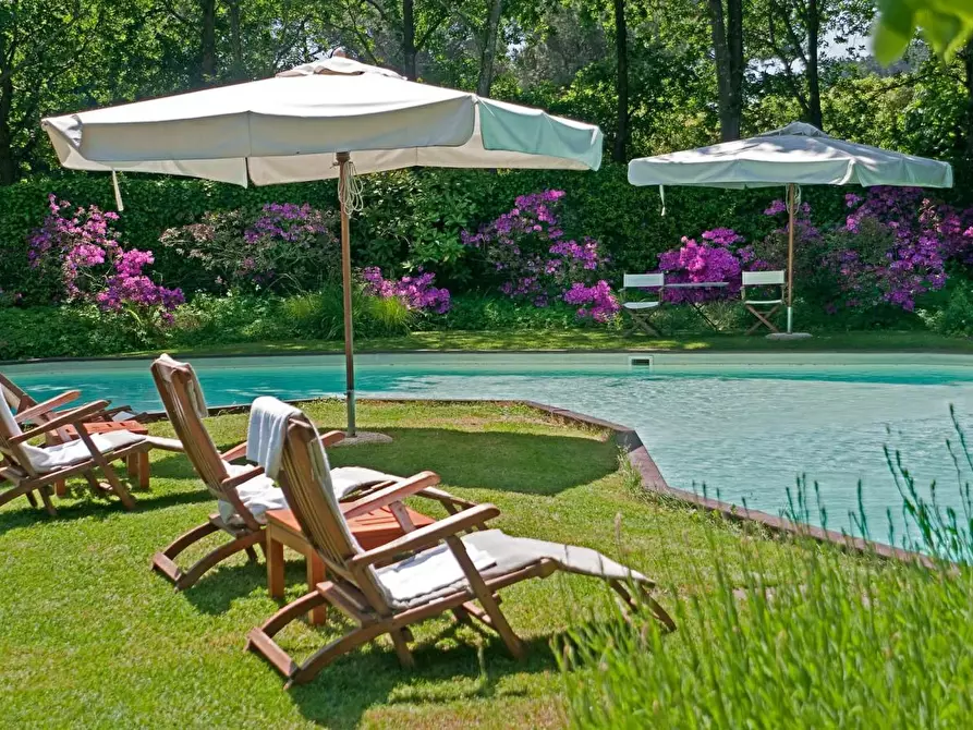 Immagine 24 di Albergo/B&B/Residence in vendita  a Lucca