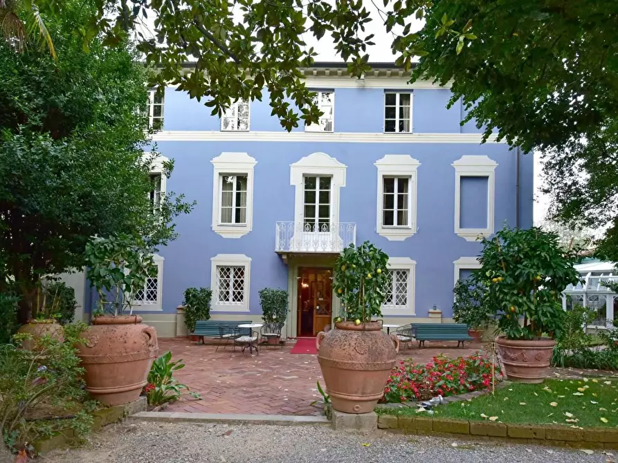 Immagine 20 di Albergo/B&B/Residence in vendita  a Lucca