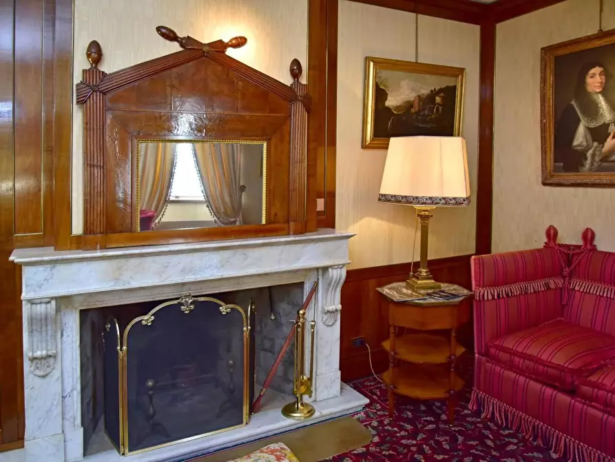 Immagine 3 di Albergo/B&B/Residence in vendita  a Lucca