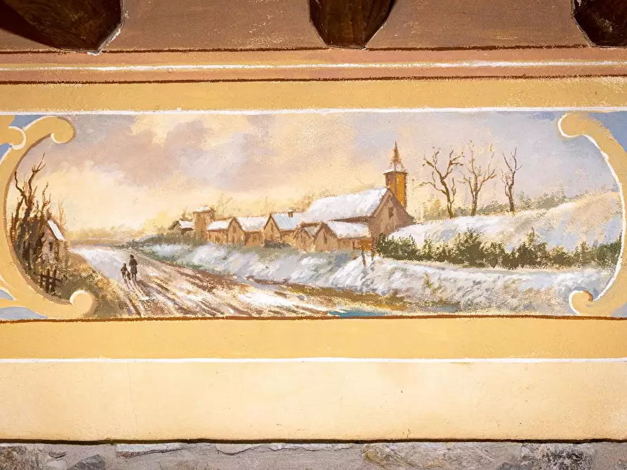 Immagine 39 di Rustico / casale in vendita  a Lucca