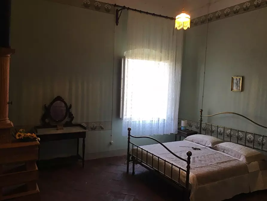 Immagine 29 di Palazzo in vendita  a Montopoli In Val D'arno