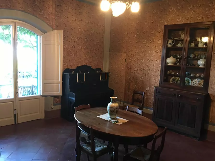 Immagine 11 di Palazzo in vendita  a Montopoli In Val D'arno