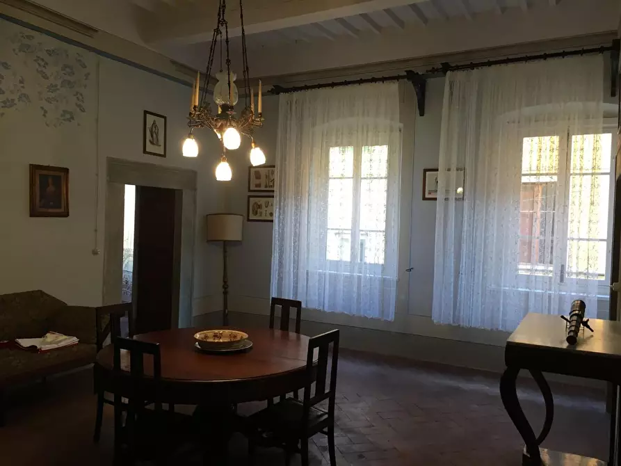 Immagine 18 di Palazzo in vendita  a Montopoli In Val D'arno