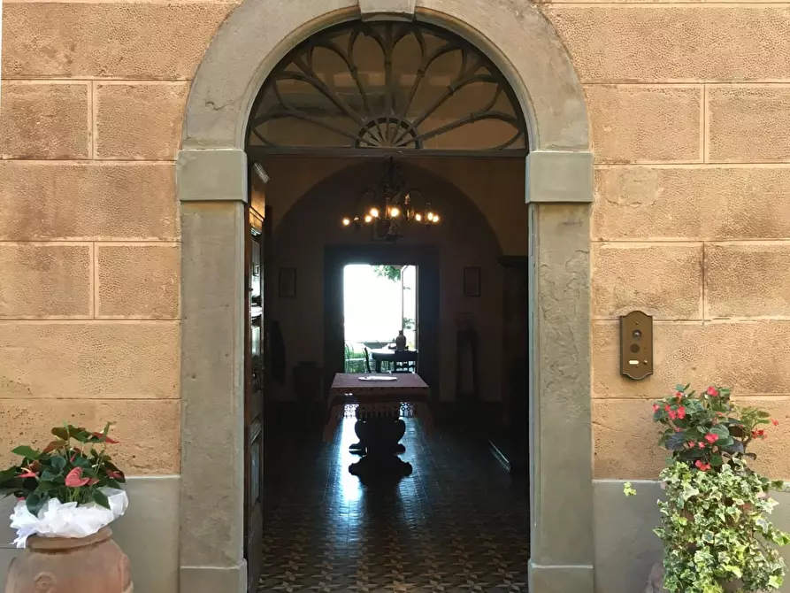 Immagine 2 di Palazzo in vendita  a Montopoli In Val D'arno