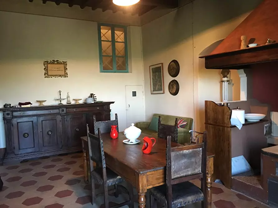 Immagine 16 di Palazzo in vendita  a Montopoli In Val D'arno