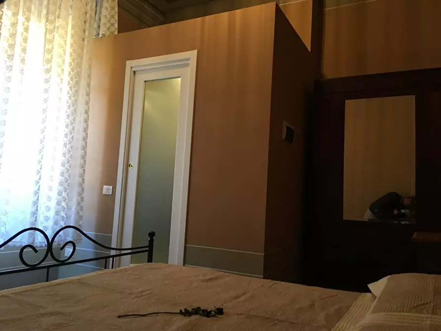 Immagine 24 di Palazzo in vendita  a Montopoli In Val D'arno