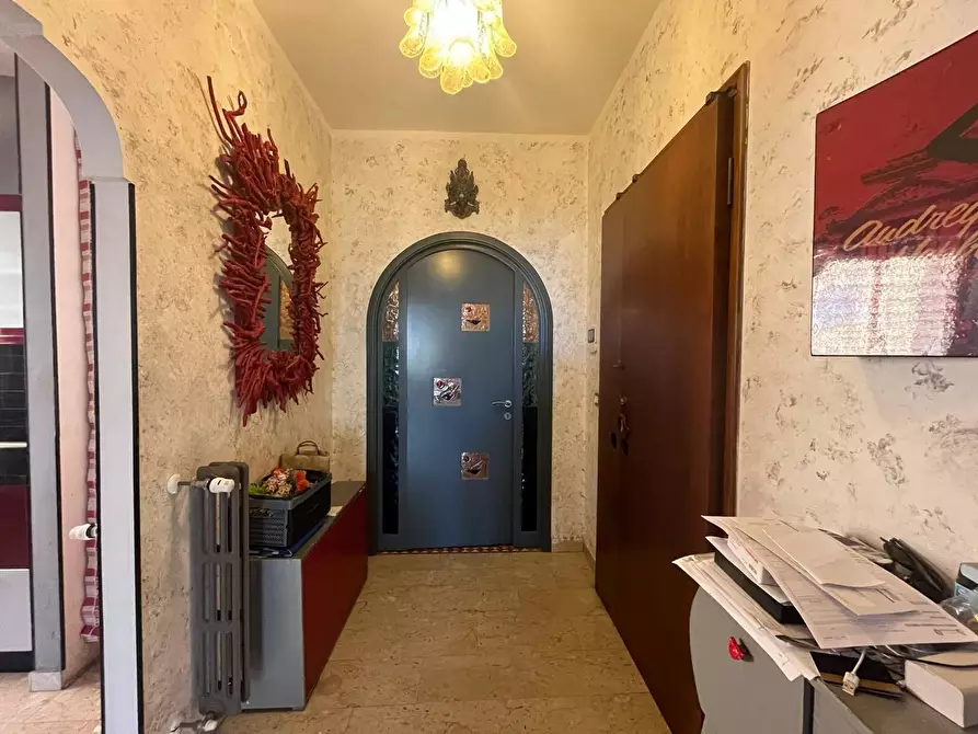 Immagine 16 di Appartamento in vendita  a Livorno