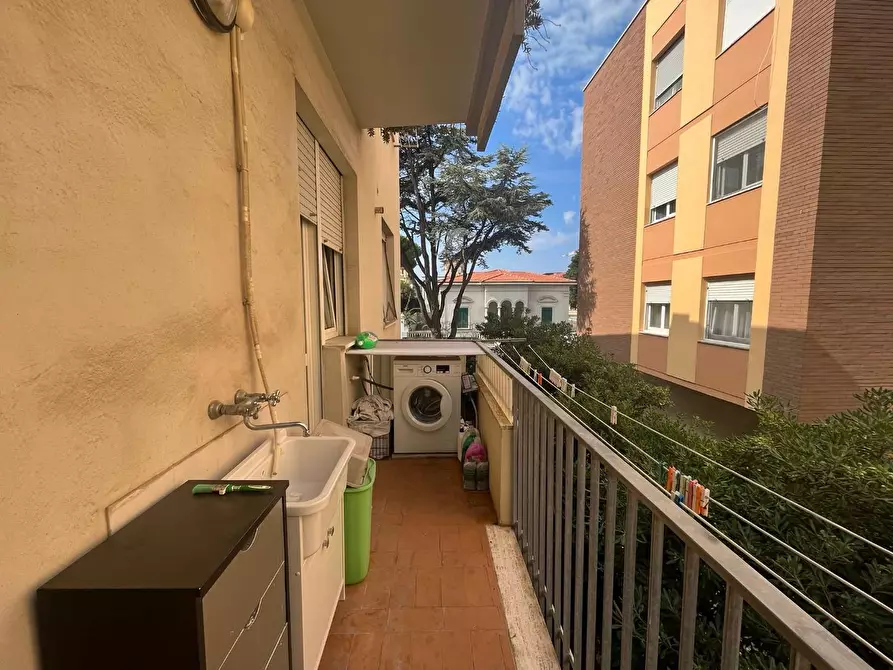 Immagine 9 di Appartamento in vendita  a Livorno