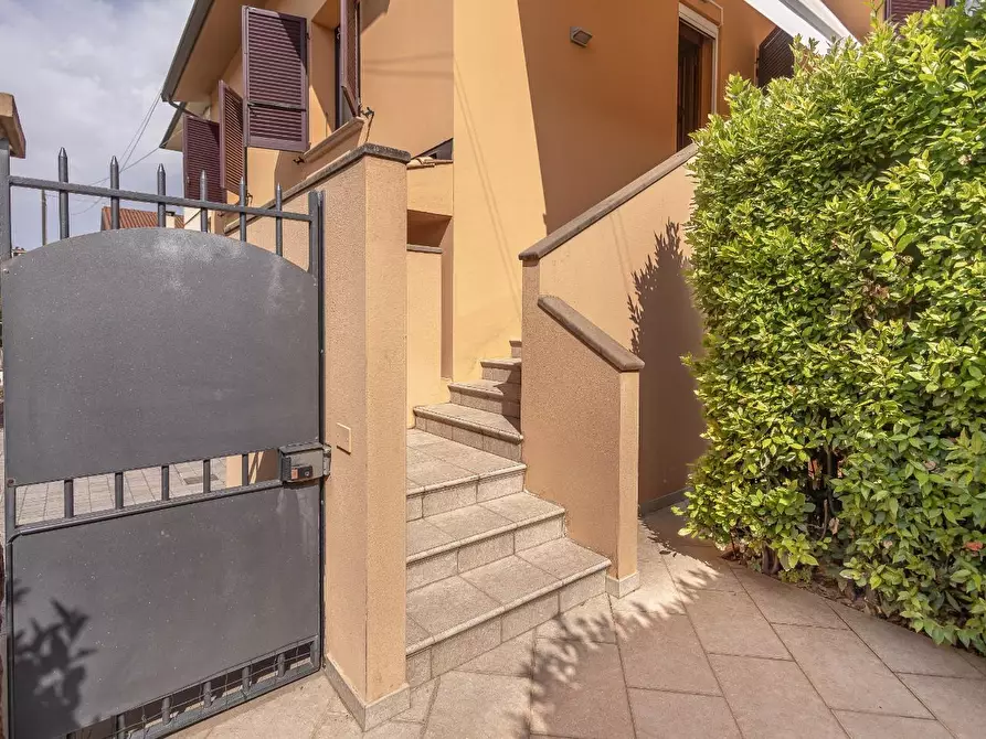 Immagine 35 di Villa in vendita  a San Miniato