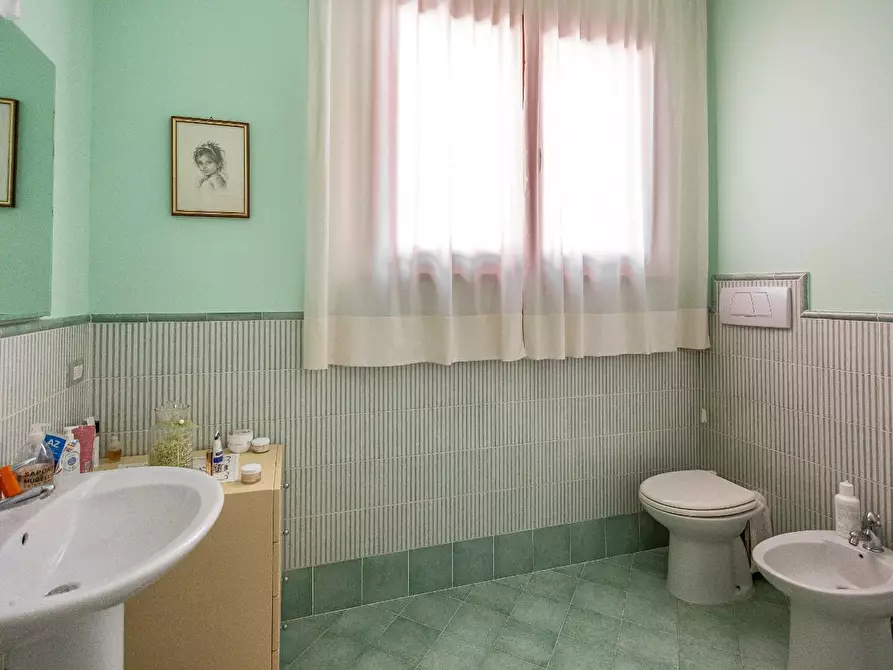 Immagine 31 di Villa in vendita  a San Miniato