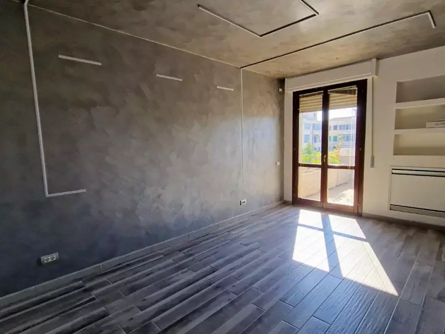 Immagine 12 di Ufficio in affitto  a Santa Croce Sull'arno
