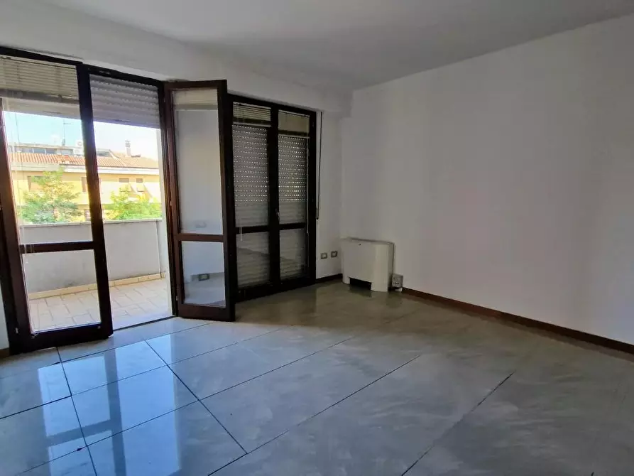 Immagine 6 di Ufficio in affitto  a Santa Croce Sull'arno