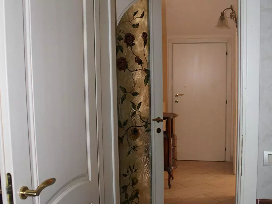 Immagine 10 di Villa in vendita  a Bientina