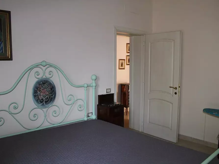 Immagine 8 di Villa in vendita  a Bientina