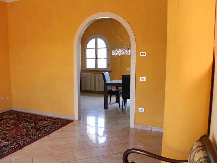 Immagine 21 di Villa in vendita  a Bientina