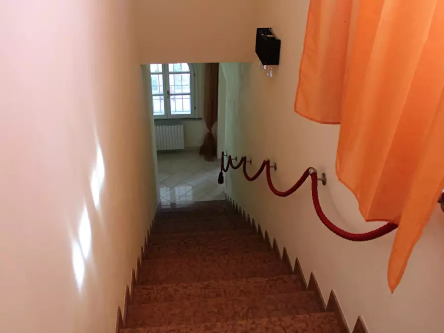 Immagine 22 di Villa in vendita  a Bientina