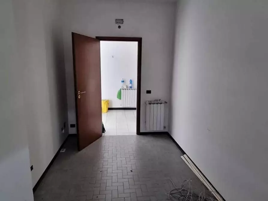 Immagine 7 di Appartamento in vendita  a Massa