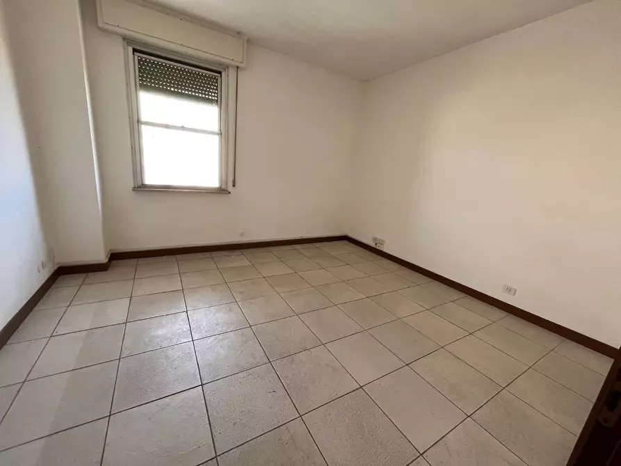 Immagine 13 di Appartamento in vendita  a Livorno