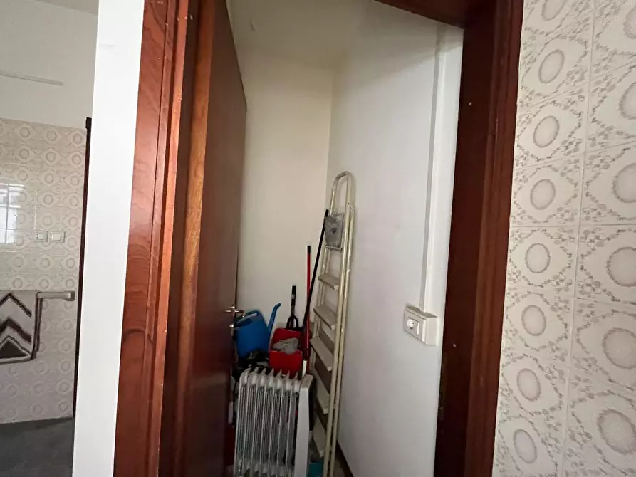 Immagine 19 di Appartamento in vendita  a Livorno