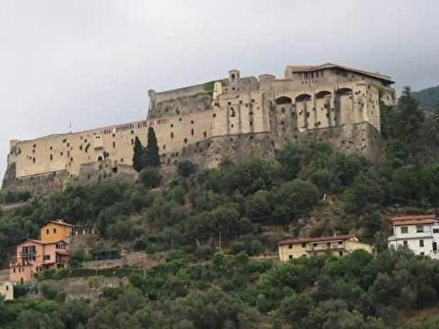 Immagine 21 di Appartamento in vendita  a Massa