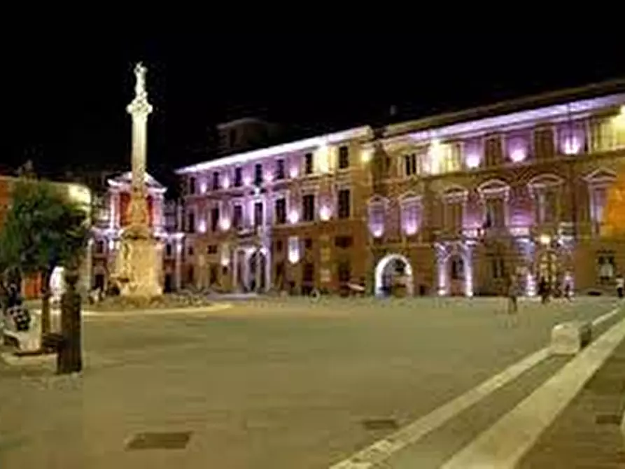 Immagine 16 di Appartamento in vendita  a Massa