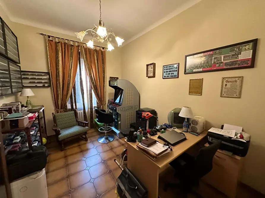 Immagine 17 di Casa indipendente in vendita  a Carrara