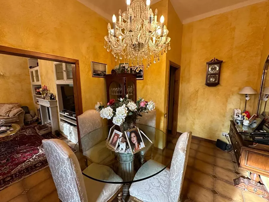 Immagine 10 di Casa indipendente in vendita  a Carrara